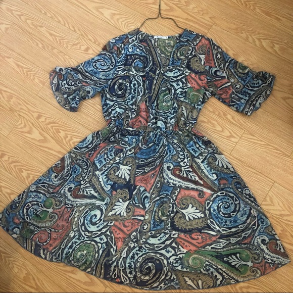 Paisley Dress - Picture 3 of 10